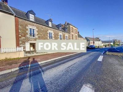 Town House in Coastal Resort Location