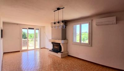 Charming Village House With Spacious Garage And Garden