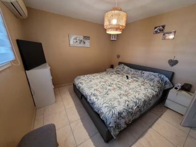 Impeccable Villa, Including Independent Studio And Office