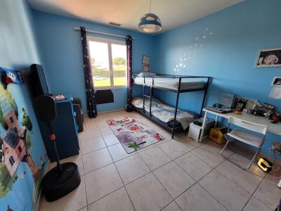 Impeccable Villa, Including Independent Studio And Office