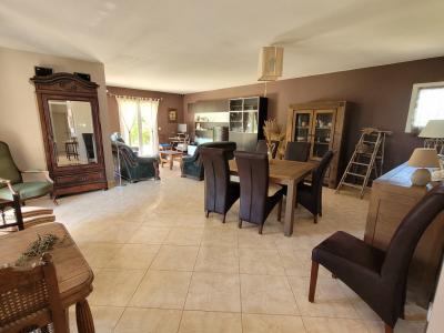 Pretty Detached Villa With Swimming Pool