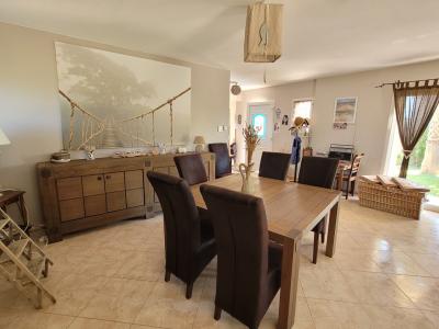 Pretty Detached Villa With Swimming Pool