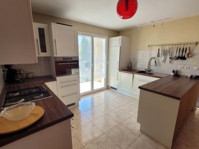 Pretty Detached Villa With Swimming Pool