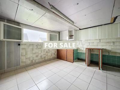 Contemporary Detached House with Garden