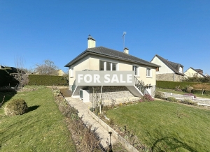 Detached House with Garden