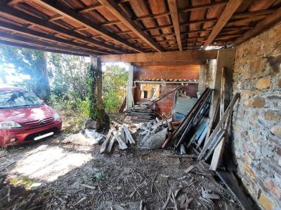 Small Barn To Renovate. Possibility of Extension