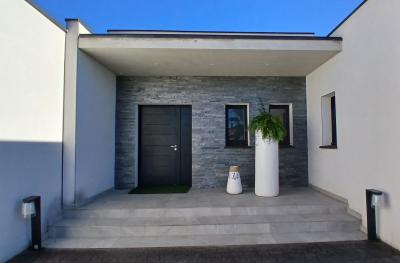 Magnificent Contemporary Villa With Pool