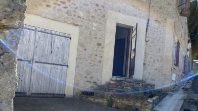 Stone House With Garage And Private Courtyard