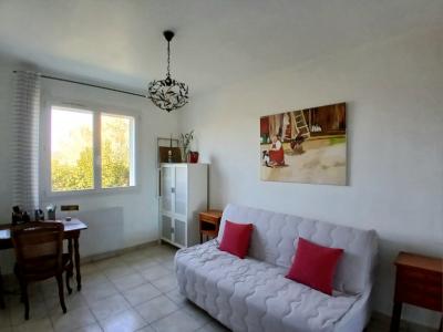 Single Storey Villa with Swimming Pool