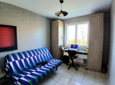 Single Storey Villa with Swimming Pool