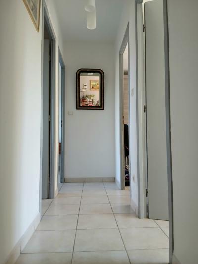 Single Storey Villa with Swimming Pool