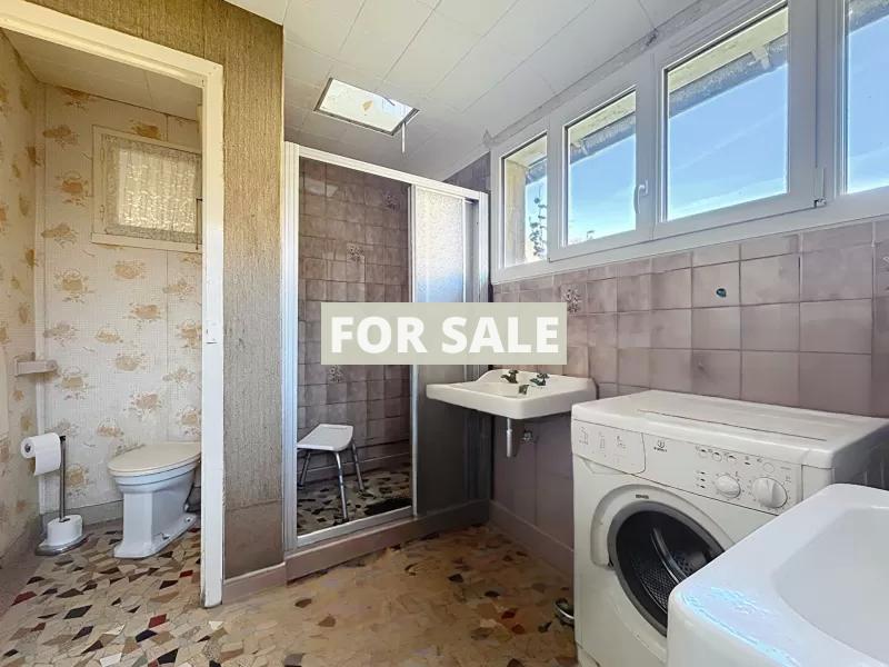 Detached House with Garden by the Coast