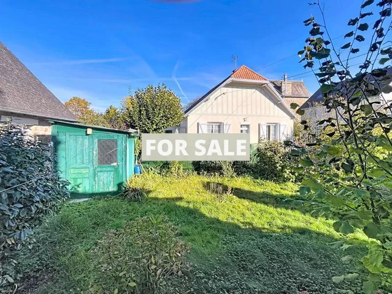 Detached House with Garden by the Coast