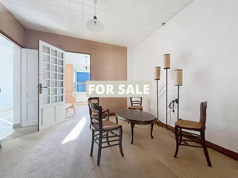 Detached House with Garden by the Coast