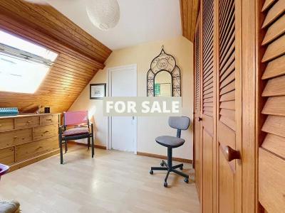 Coastal House in Great Location