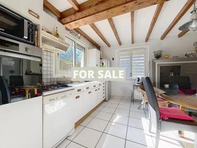 Coastal House in Great Location