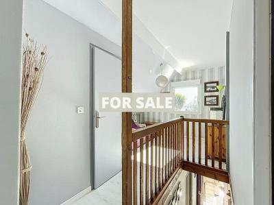 Coastal House in Great Location