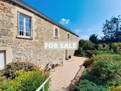 Detached House with Landscaped Garden