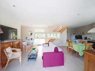 Detached House with Landscaped Garden