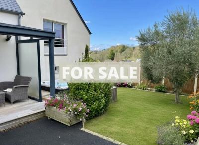 Detached House with Open Sea Views