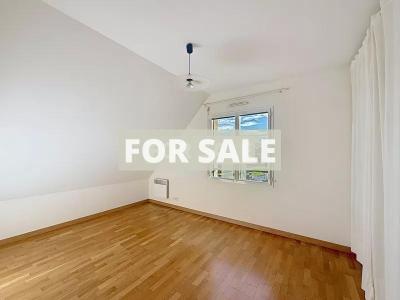 Contemporary Detached House by the Coast