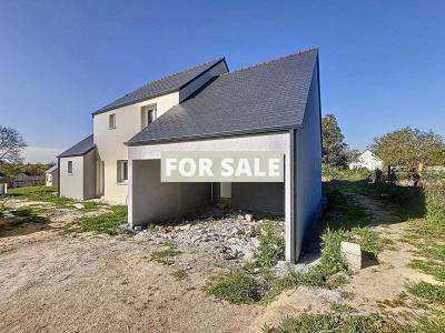 New Build Detached House with Garden