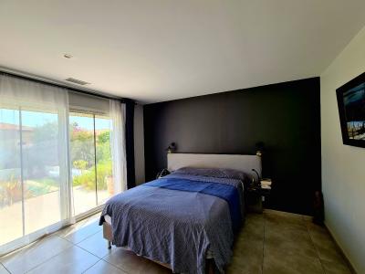 Contemporary Single Storey Villa With Pool