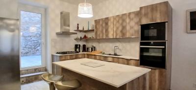 Elegant 18th Century Bourgeoise House