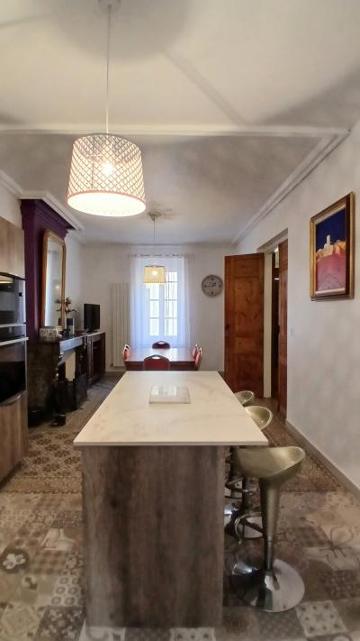 Elegant 18th Century Bourgeoise House