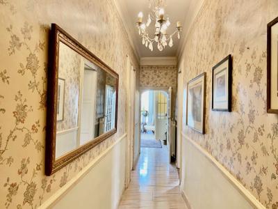 Beautiful Bourgeoise House with Roof Terrace