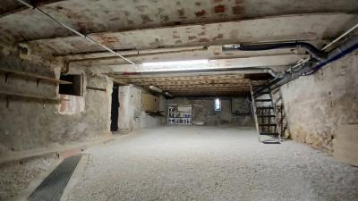 Splendid 18th Century Maison-de-Maitre with Courtyard And Terrace