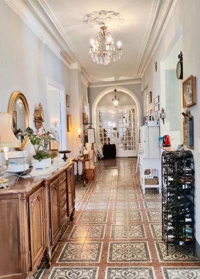 Beautiful Bourgeoise House, Entirely Renovated