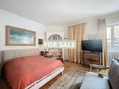 Period House in Glorious Coastal Location