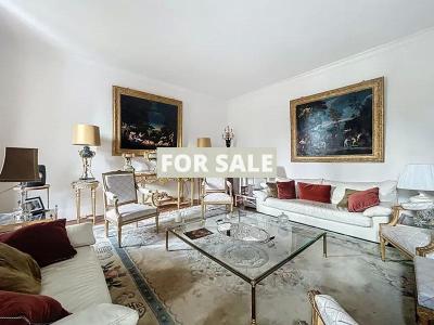 Period House in Glorious Coastal Location