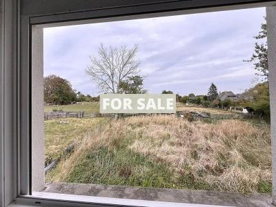 Modern Property in Lovely Coastal Setting