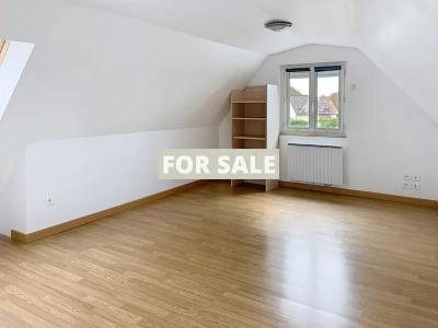 Modern Property in Lovely Coastal Setting