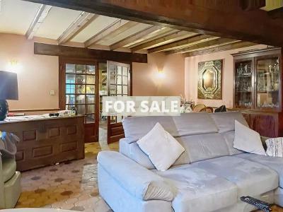 Main House, Guest House and Swimming Pool