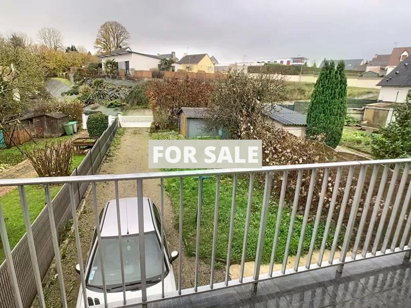Town House with Neat Garden