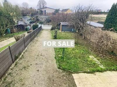 Town House with Neat Garden