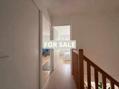 Traditional House with Garden