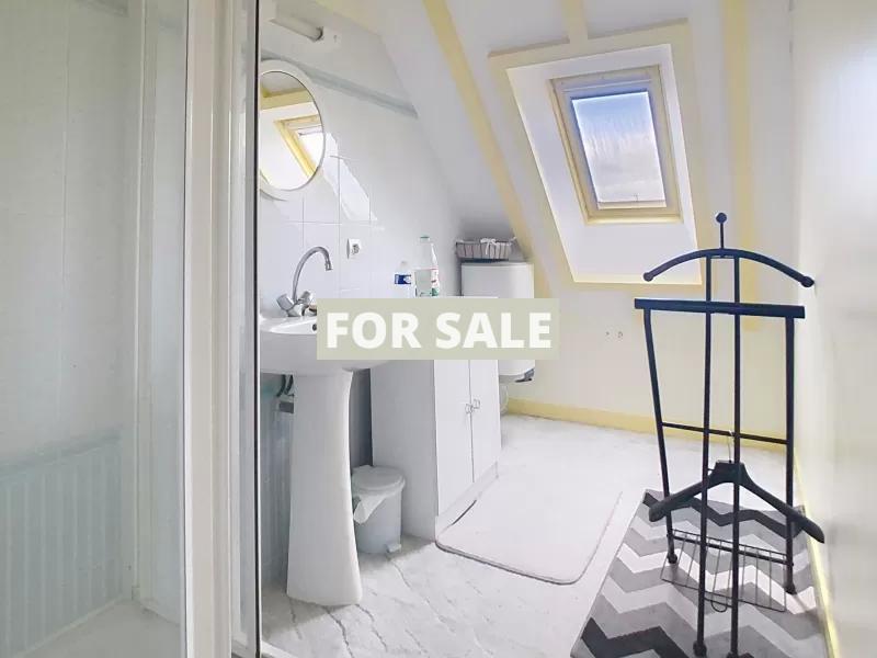 Lovely Cottage by the Coast