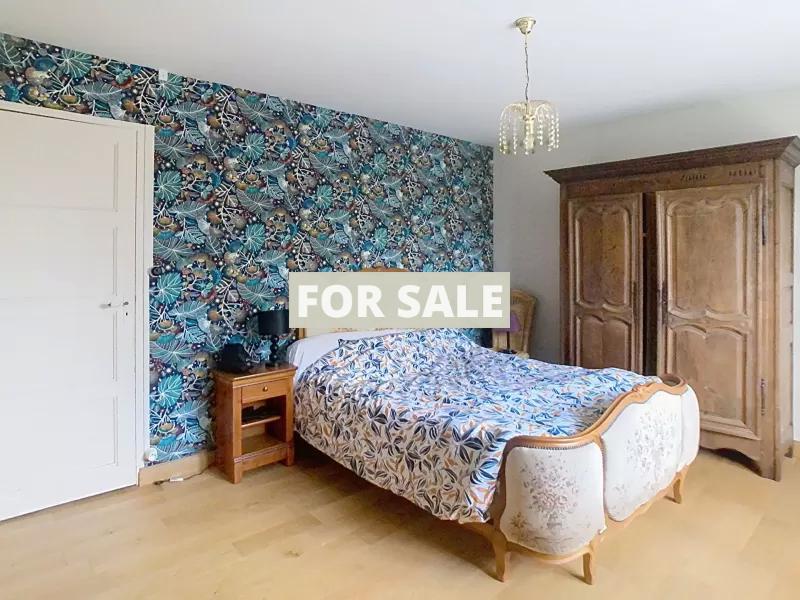 Lovely Cottage by the Coast