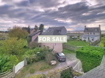 Lovely Cottage by the Coast