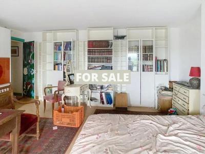 Detached Coastal House with Landscaped Garden