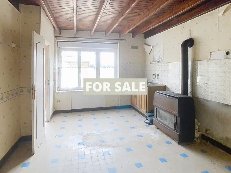 Coastal House to Renovate with Garden