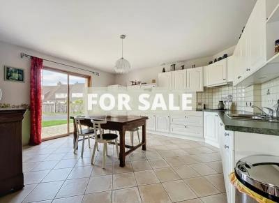 Detached House with Garden Close to the Coast