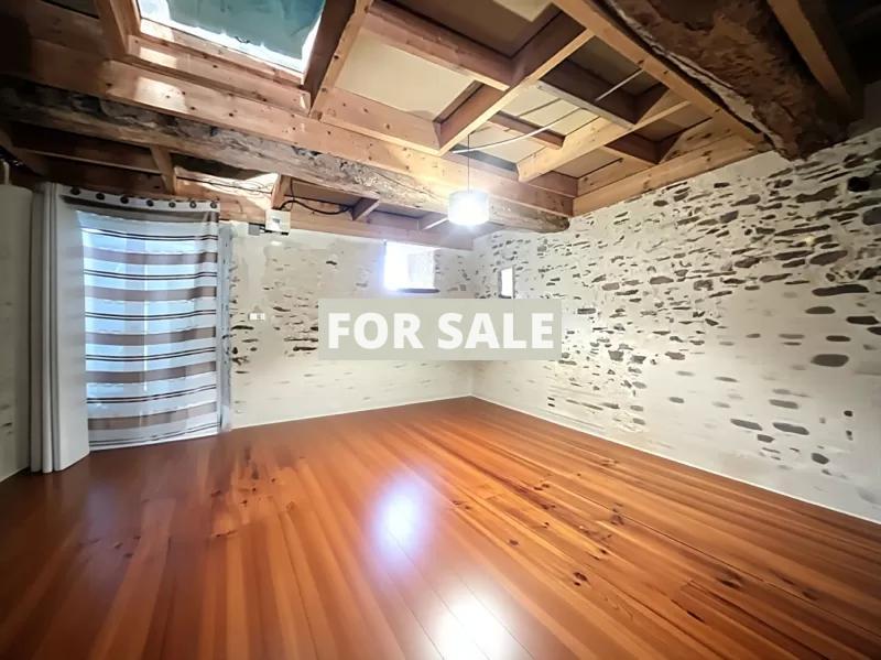 Traditional House with Garden, Superb Project