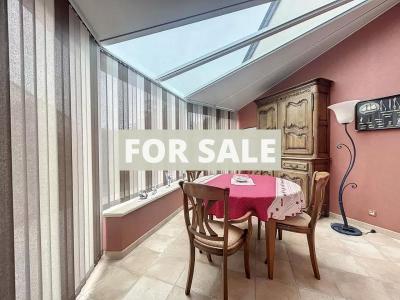 Detached House with Garden Close to the Coast