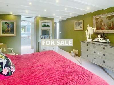 Detached Coastal House with Swimming Pool