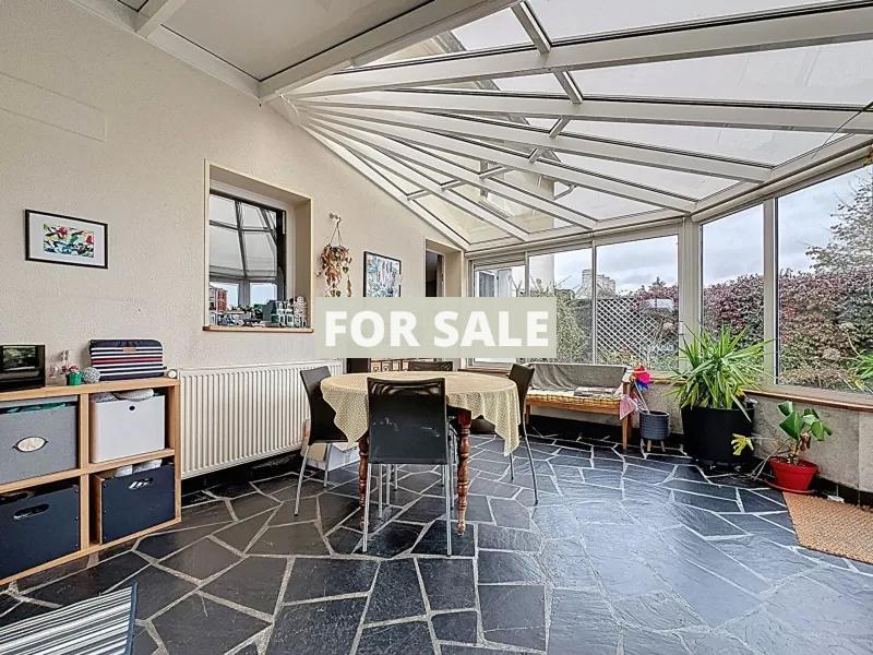 Detached House with Garden by the Coast